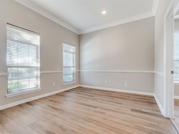 4742  Coyote Trail , Dallas Texas 75227