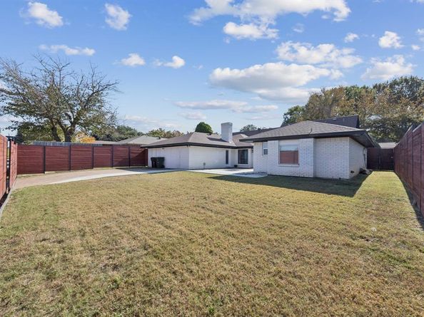 2833  Meadowbrook Drive , Plano Texas 75075