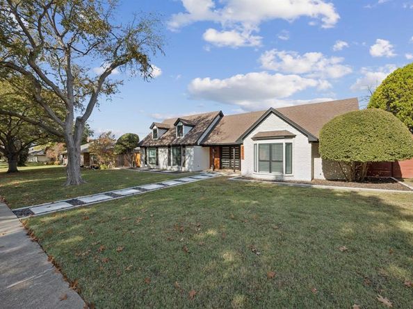 2833  Meadowbrook Drive , Plano Texas 75075