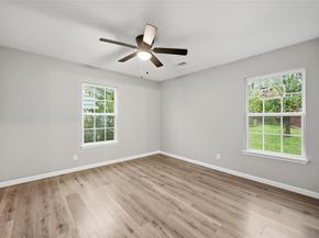 1025  Harris Drive , Euless Texas 76039