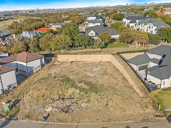 2316  Silver Table Drive , Lewisville Texas 75056