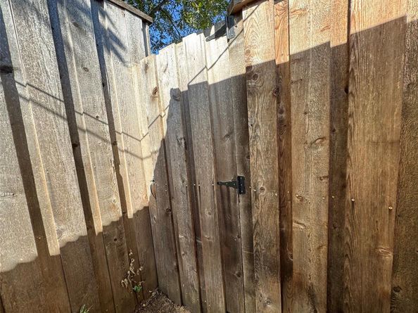 125  Redwood Drive , Highland Village Texas 75077