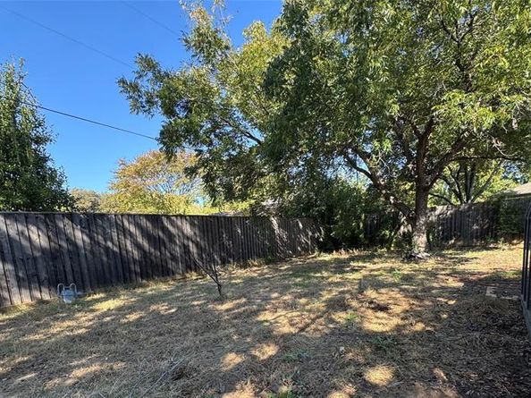 125  Redwood Drive , Highland Village Texas 75077