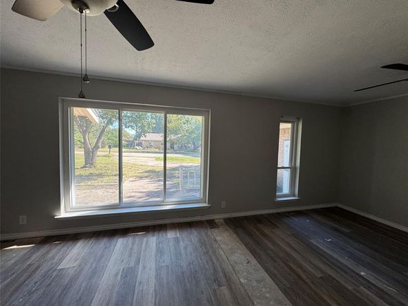 125  Redwood Drive , Highland Village Texas 75077