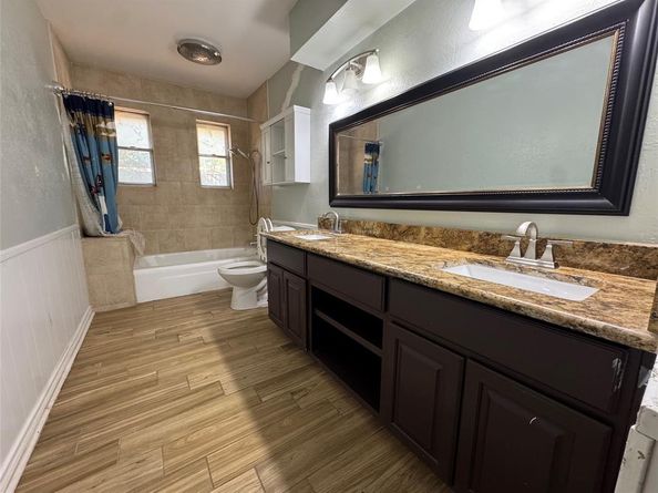 125  Redwood Drive , Highland Village Texas 75077