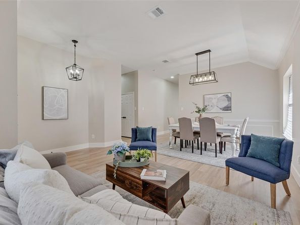 6120  Apache Drive , The Colony Texas 75056