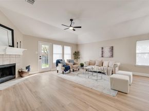 6120  Apache Drive , The Colony Texas 75056