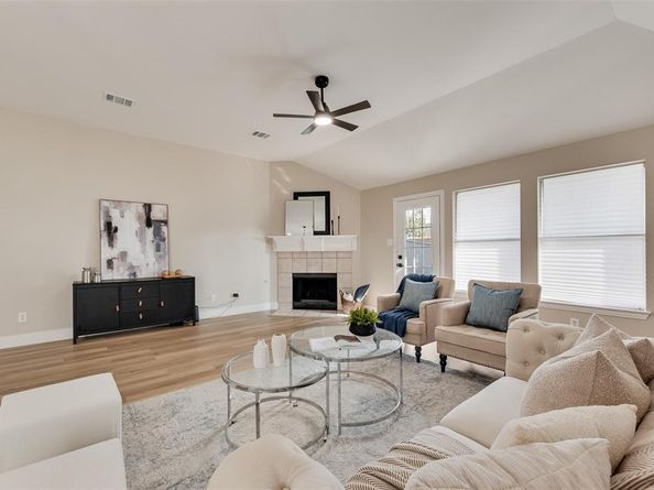 6120  Apache Drive , The Colony Texas 75056