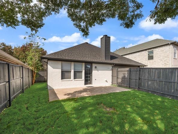 6120  Apache Drive , The Colony Texas 75056