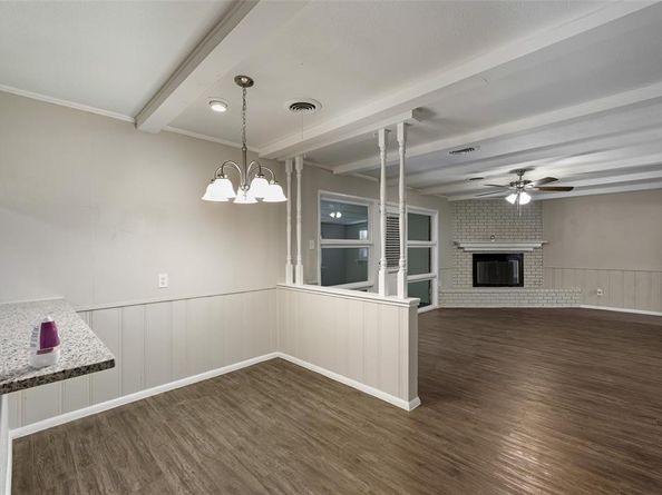 2321  Carten Street , Fort Worth Texas 76112