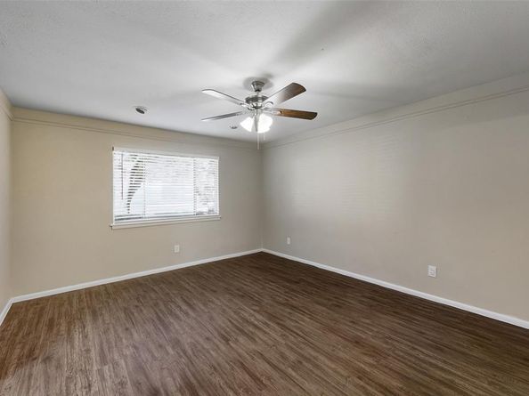 2321  Carten Street , Fort Worth Texas 76112