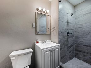 2321  Carten Street , Fort Worth Texas 76112