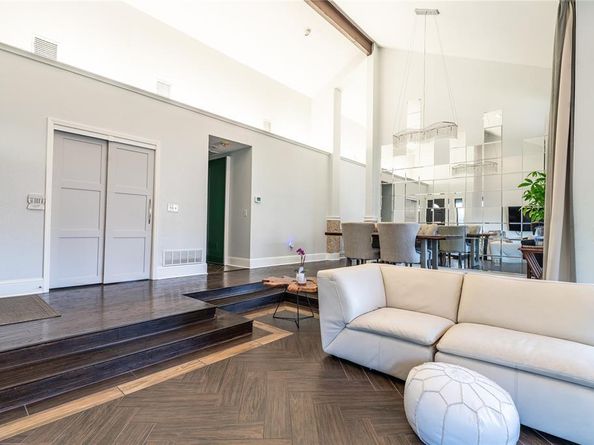 15124  Berry Trail , Dallas Texas 75248