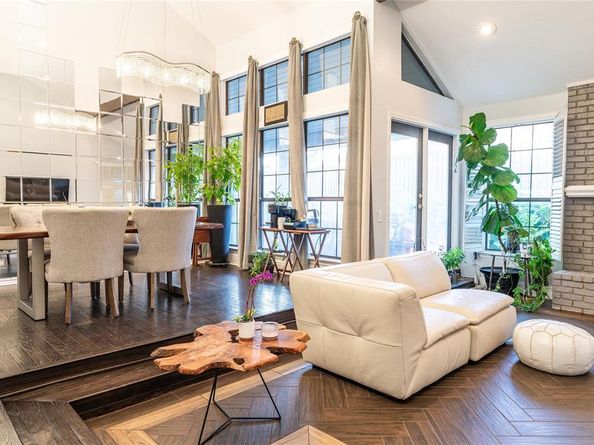 15124  Berry Trail , Dallas Texas 75248