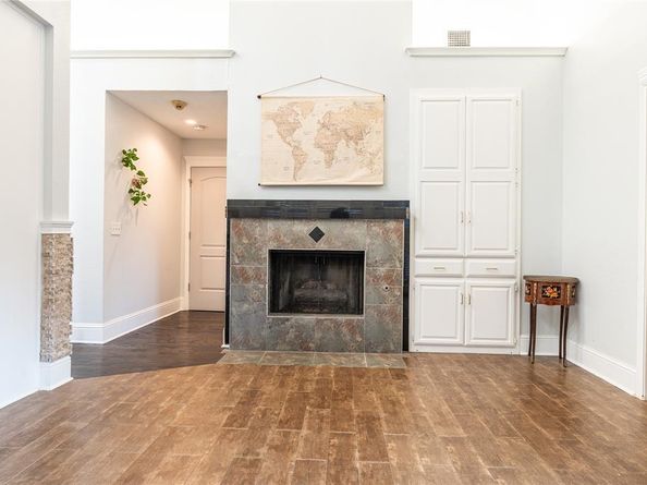 15124  Berry Trail , Dallas Texas 75248