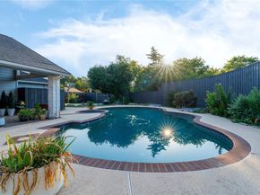 15124  Berry Trail , Dallas Texas 75248