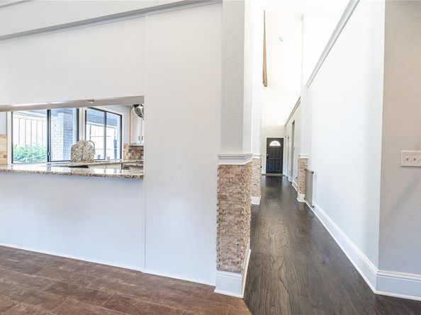 15124  Berry Trail , Dallas Texas 75248