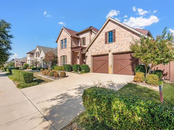 1125  Michener Way , Irving Texas 75063