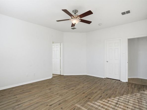 5860  Barrier Reef Drive , Fort Worth Texas 76179