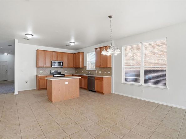 5860  Barrier Reef Drive , Fort Worth Texas 76179