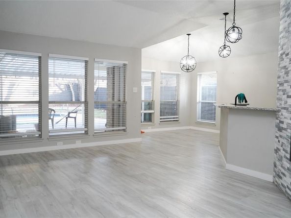 5811  Sterling Green Trail , Arlington Texas 76017