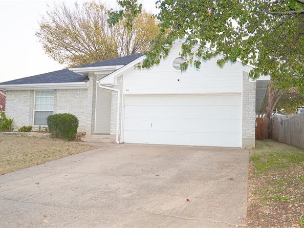 5811  Sterling Green Trail , Arlington Texas 76017