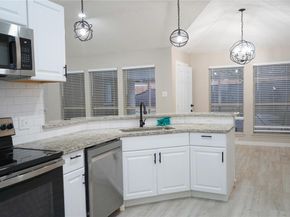 5811  Sterling Green Trail , Arlington Texas 76017