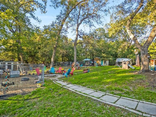 1641  Ben Davis Drive , Garland Texas 75040