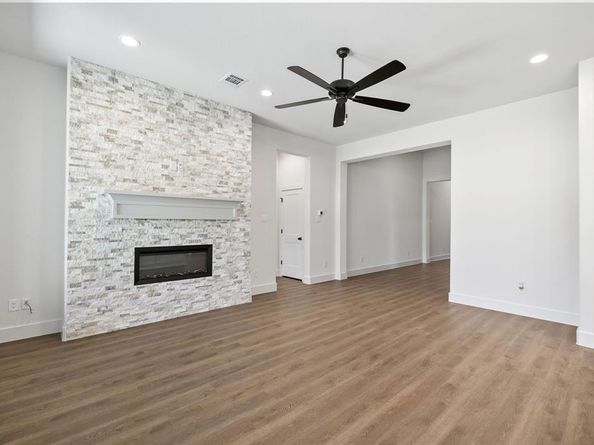 902  Boston Lane , River Oaks Texas 76114