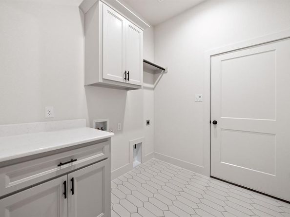 902  Boston Lane , River Oaks Texas 76114