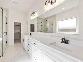 902  Boston Lane , River Oaks Texas 76114