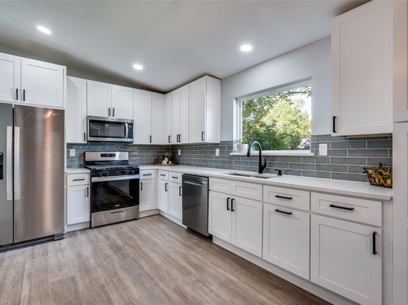 718  Glen Rhea Drive , Lake Dallas Texas 75065