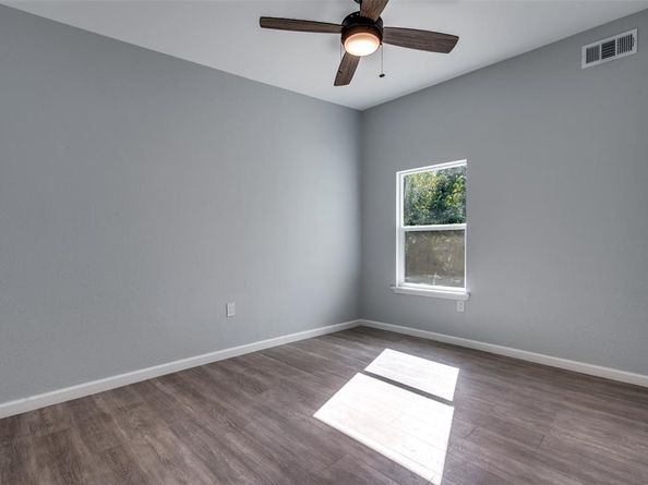 718  Glen Rhea Drive , Lake Dallas Texas 75065