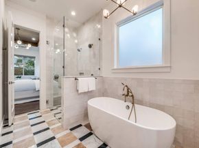 6726  Park Lane , Dallas Texas 75225