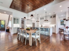 6726  Park Lane , Dallas Texas 75225