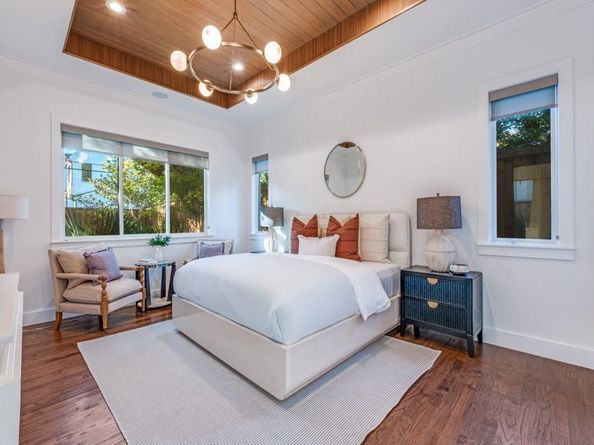 6726  Park Lane , Dallas Texas 75225