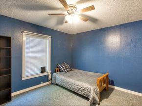 3515 W Clarendon Drive , Dallas Texas 75211