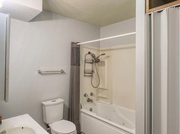 3515 W Clarendon Drive , Dallas Texas 75211