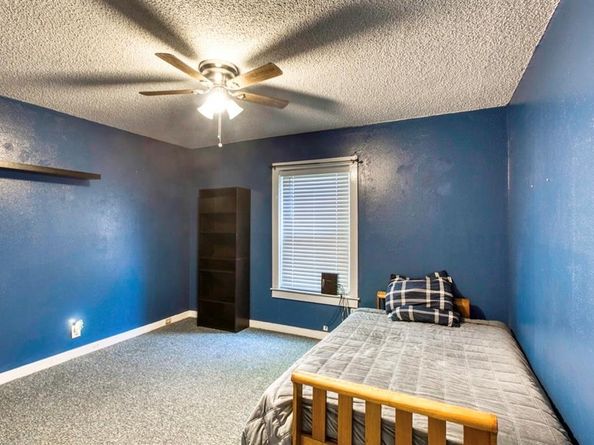 3515 W Clarendon Drive , Dallas Texas 75211