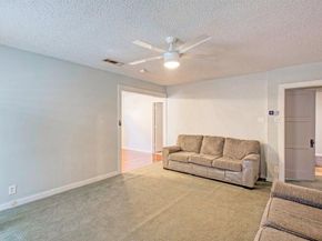 3515 W Clarendon Drive , Dallas Texas 75211