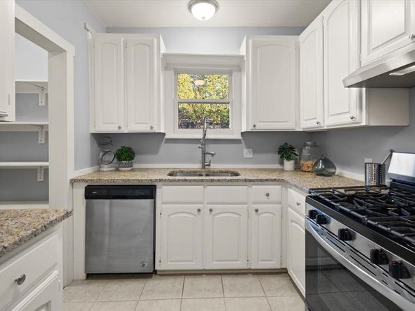 1201 W Arlington Avenue , Fort Worth Texas 76110