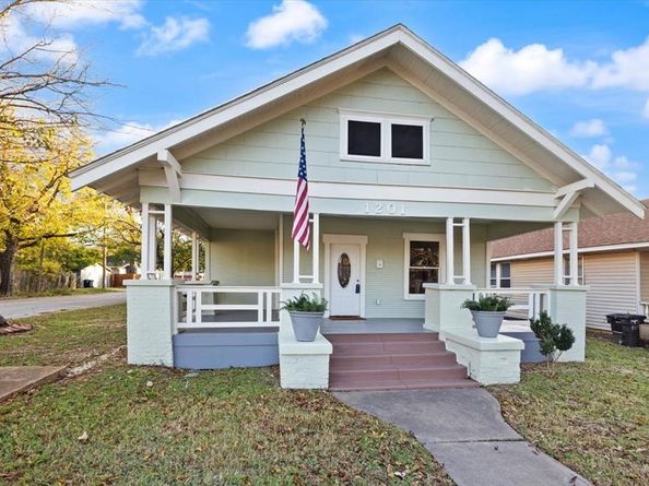 1201 W Arlington Avenue , Fort Worth Texas 76110