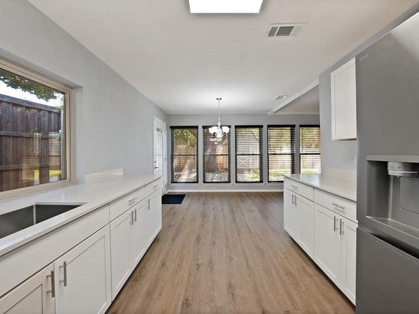 1616  Sara Lane , Richardson Texas 75081