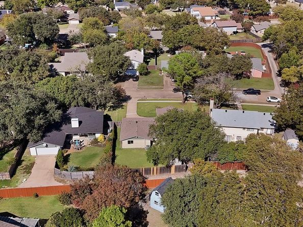 1616  Sara Lane , Richardson Texas 75081