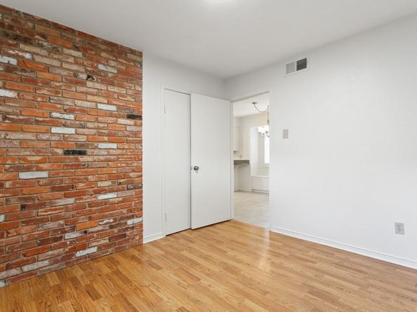 11045  Carissa Drive , Dallas Texas 75218