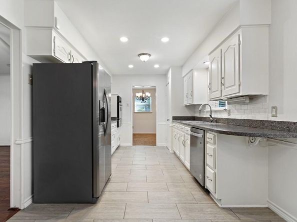 11045  Carissa Drive , Dallas Texas 75218