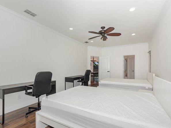 2725  Phillips Drive , Garland Texas 75044