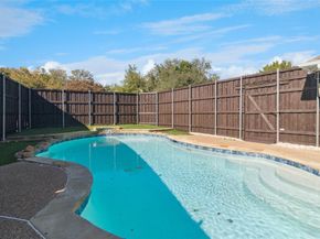 2113  Fawn Ridge Trail , Carrollton Texas 75010