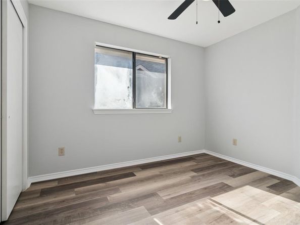 2113  Fawn Ridge Trail , Carrollton Texas 75010