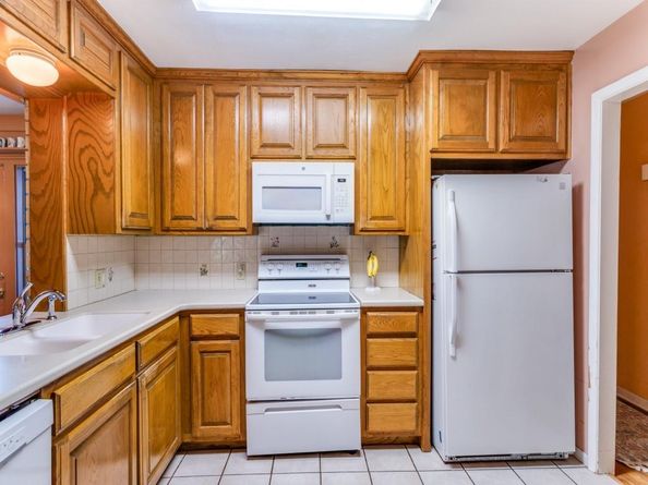 1105  Sproles Drive , Benbrook Texas 76126